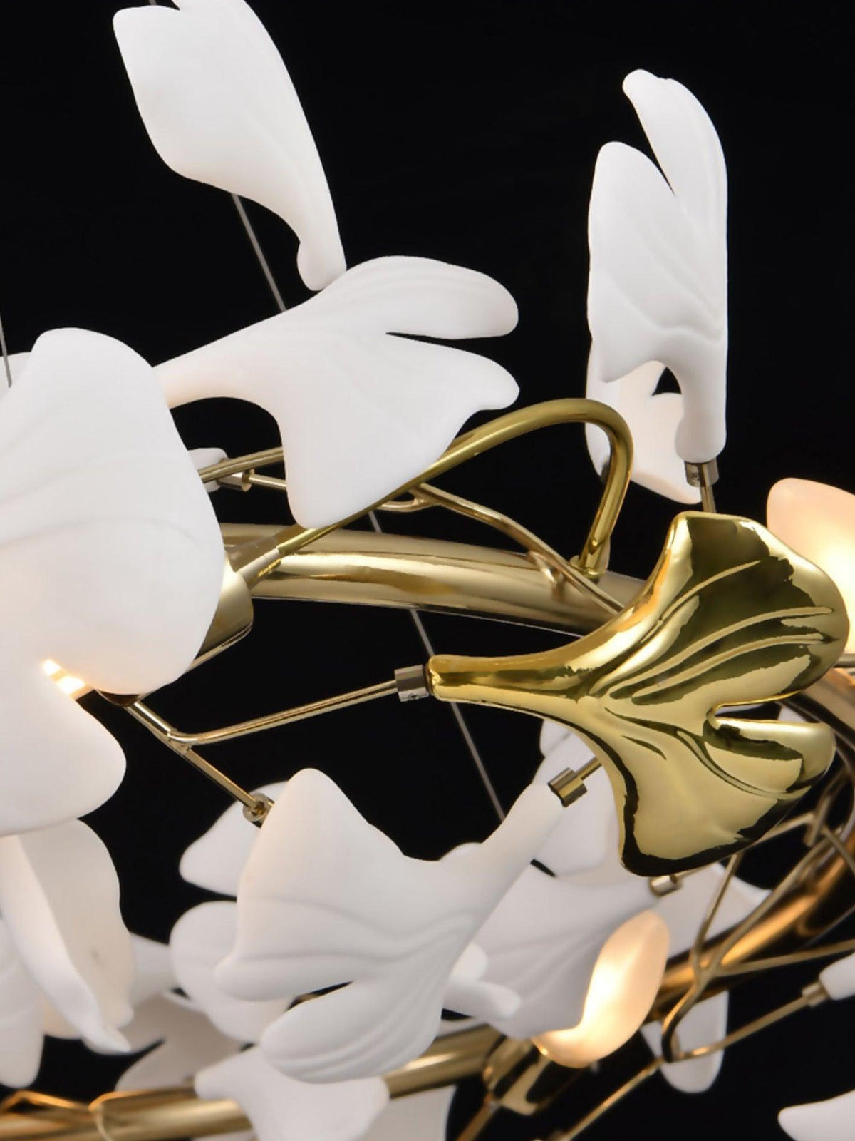Decorative Botanical Chandelier - CasaraHouse