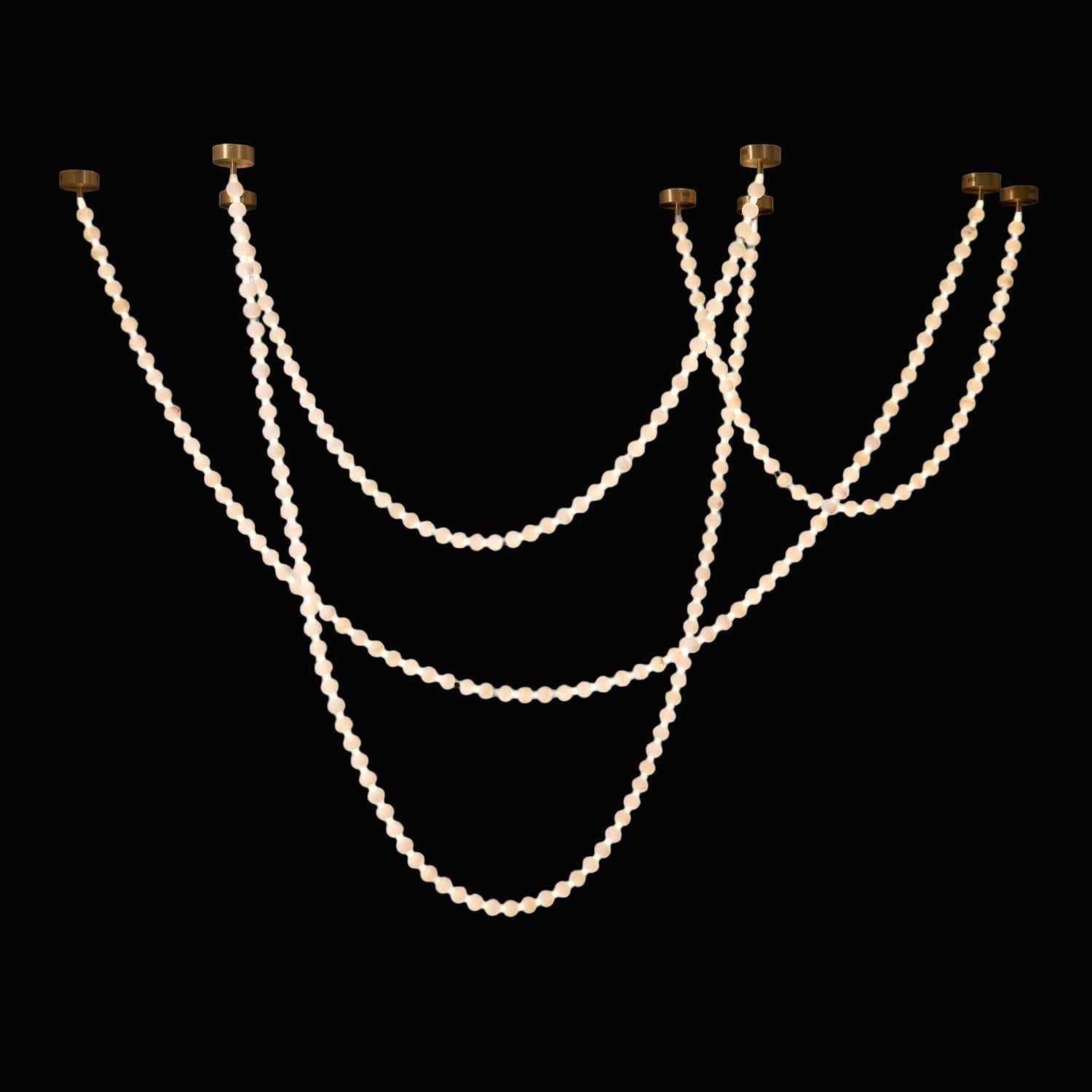 Alabaster Pearl Necklace Chandelier Secondary image