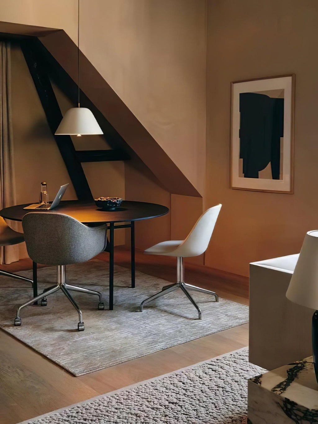 Mirova Pure Minimal Pendant Lamp - CasaraHouse
