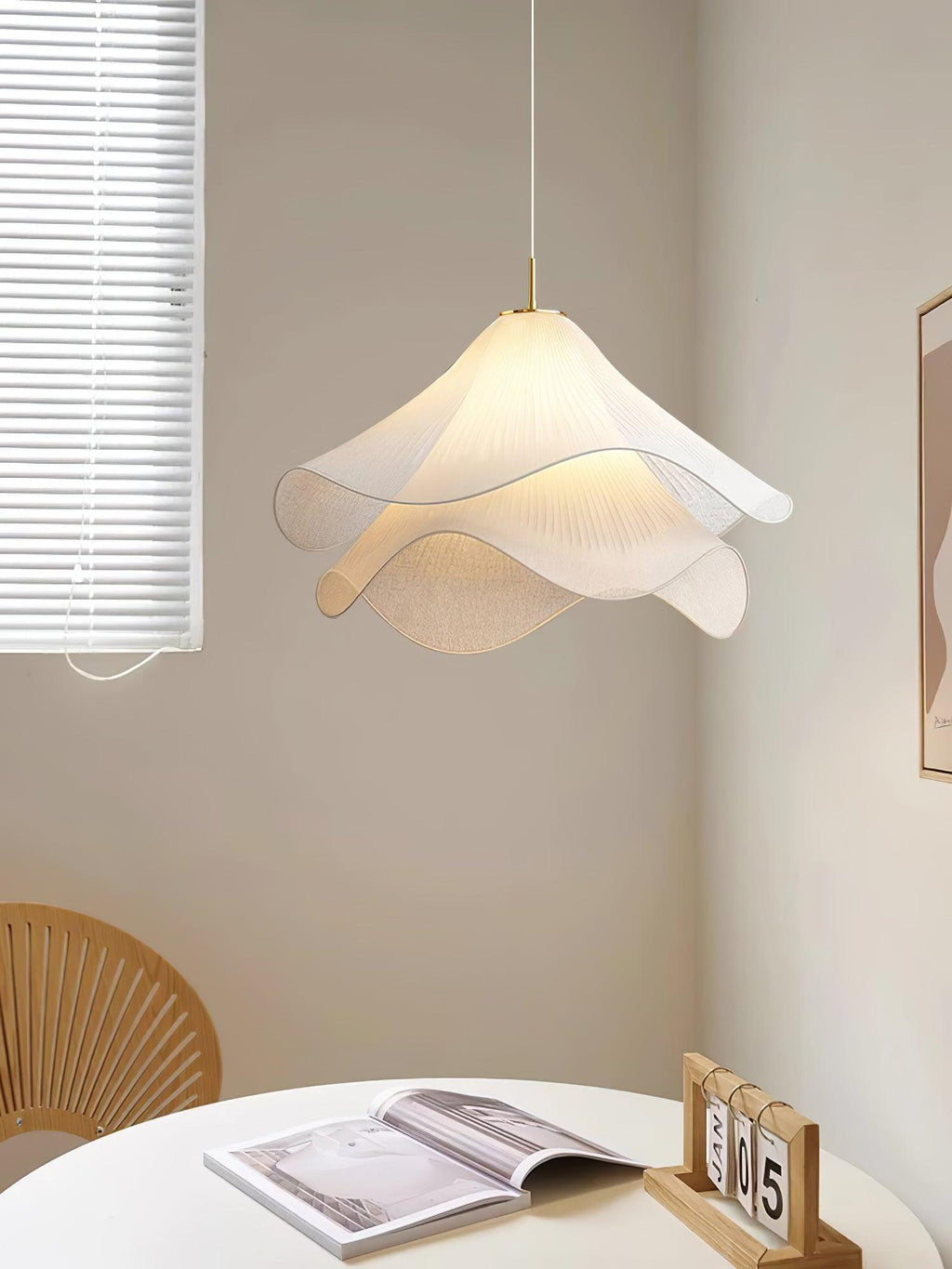 Aethera Bloom Pendant Light - CasaraHouse