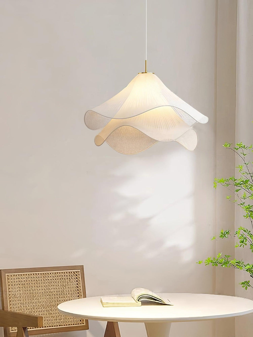 Aethera Bloom Pendant Light - CasaraHouse