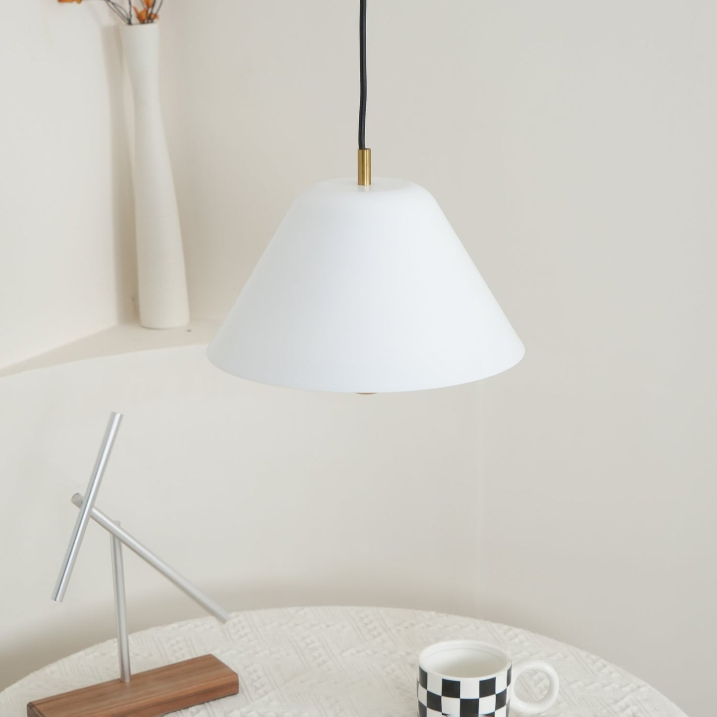 Mirova Pure Minimal Pendant Lamp - CasaraHouse