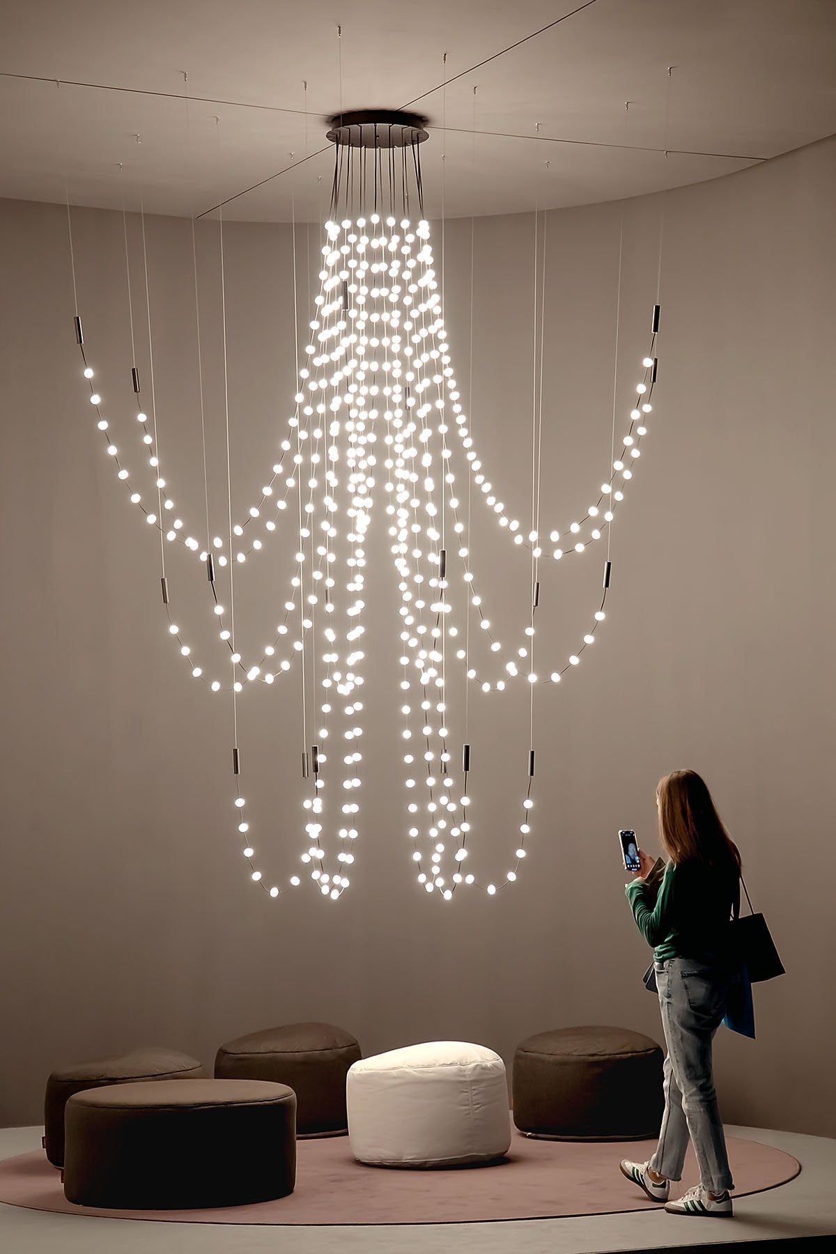 Minimalist Multiple Light Point Chandelier - CasaraHouse