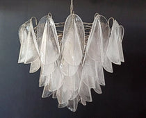 Murano Chandelier – Rondini – 57 glass leaves – Transparent