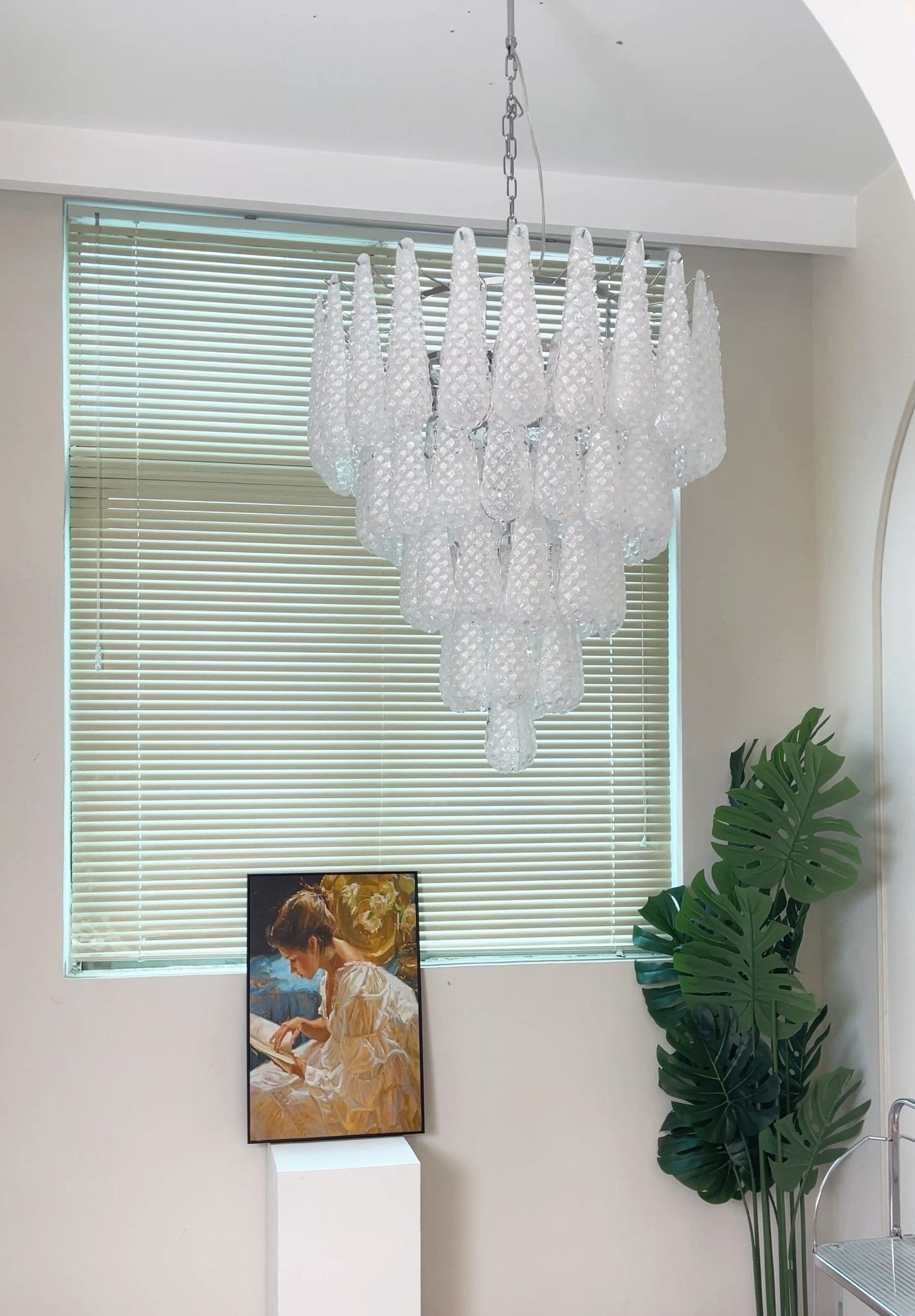 Exquisite Murano Glass Dewdrop Chandelier