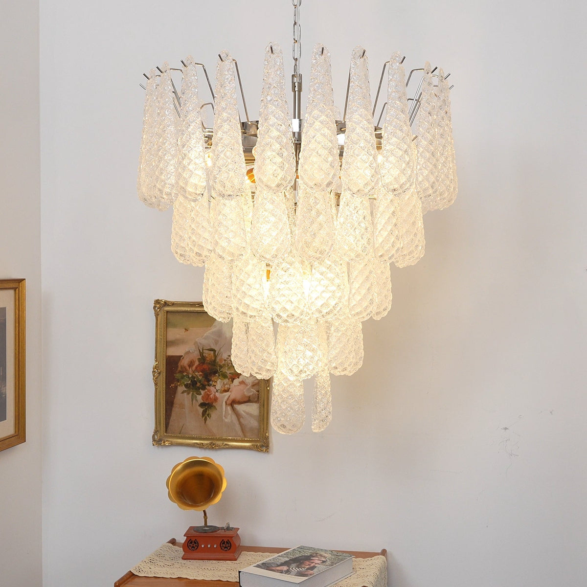 Exquisite Murano Glass Dewdrop Chandelier