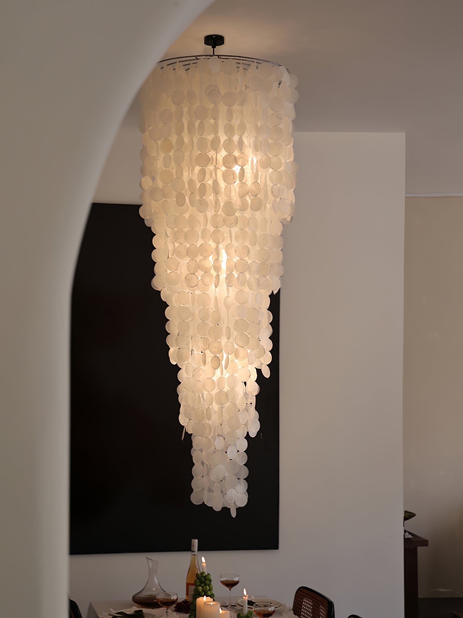 Modern Nerida Shell Chandelier Secondary image