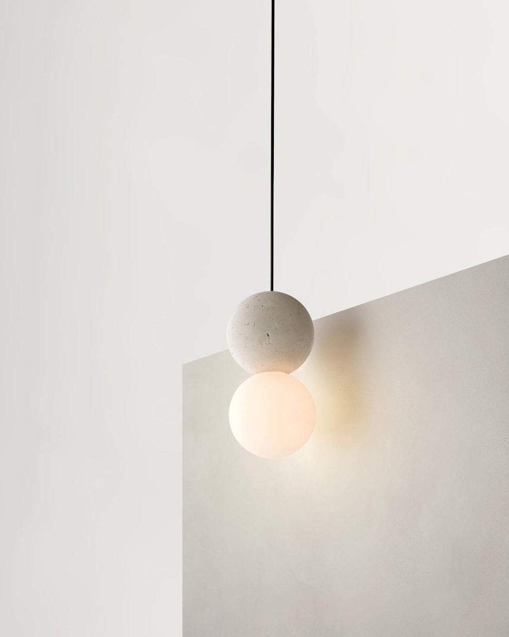 Orien Balanced Form Pendant Lamp - CasaraHouse