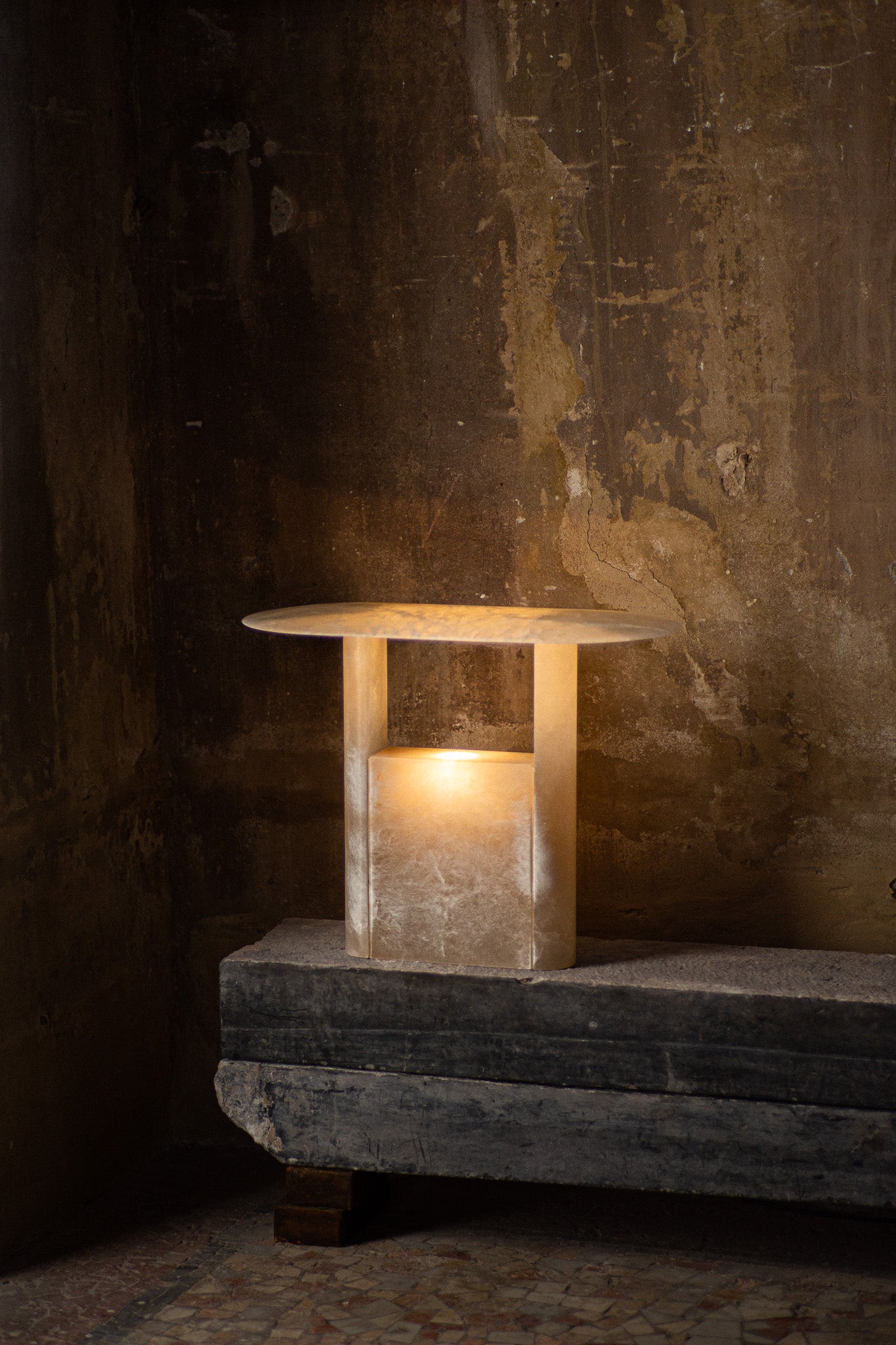 Pagoda Alabaster Table Lamp