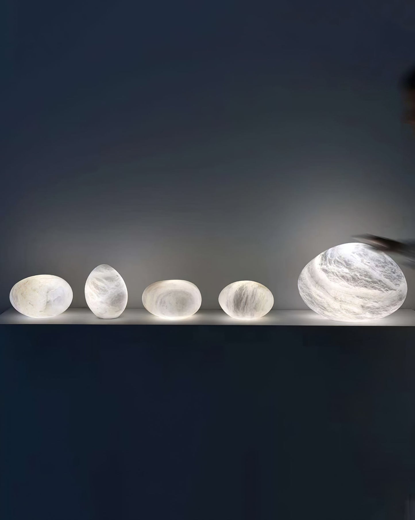 Pelora Alabaster Pebble Pendant Lamp - CasaraHouse