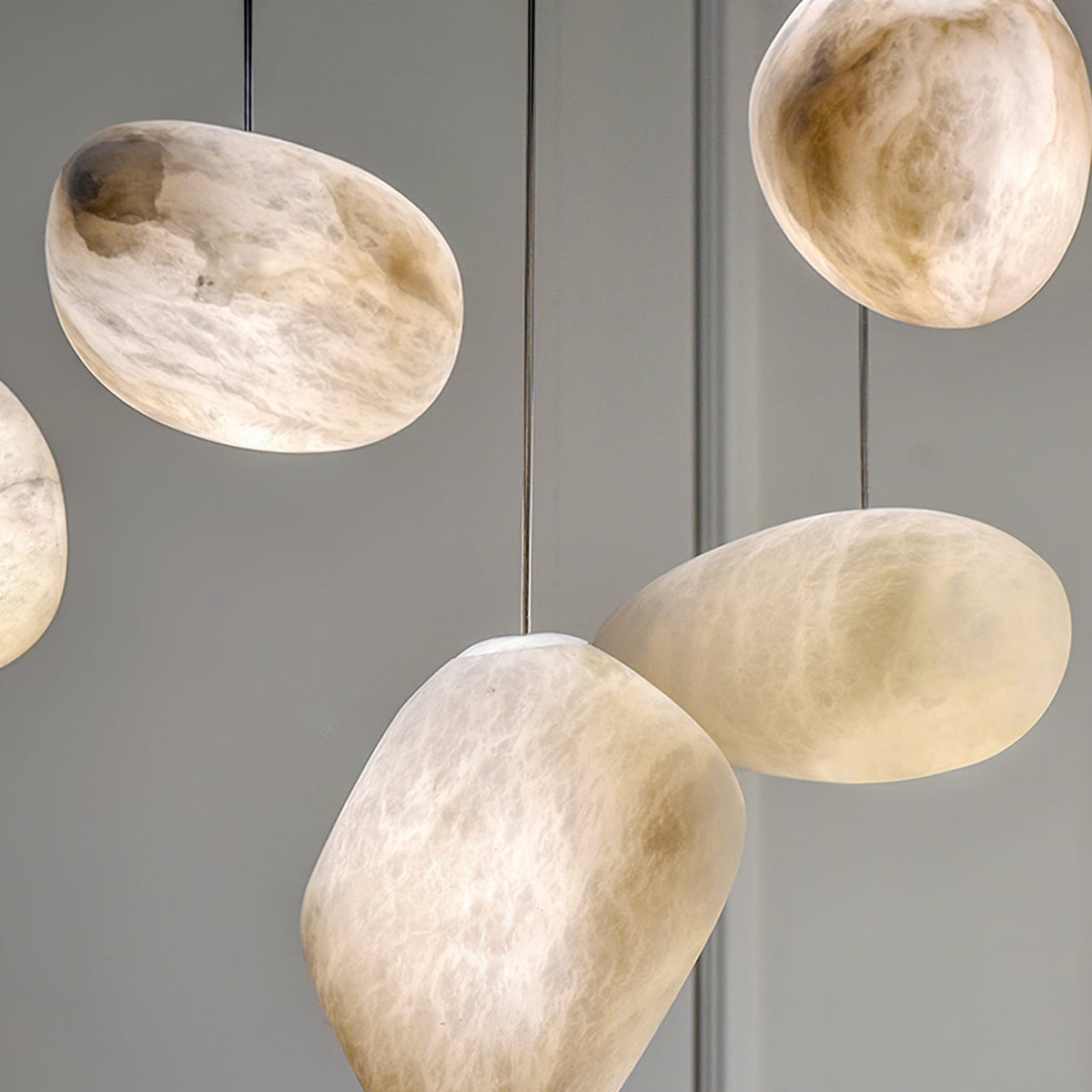 Pelora Alabaster Pebble Pendant Lamp - CasaraHouse