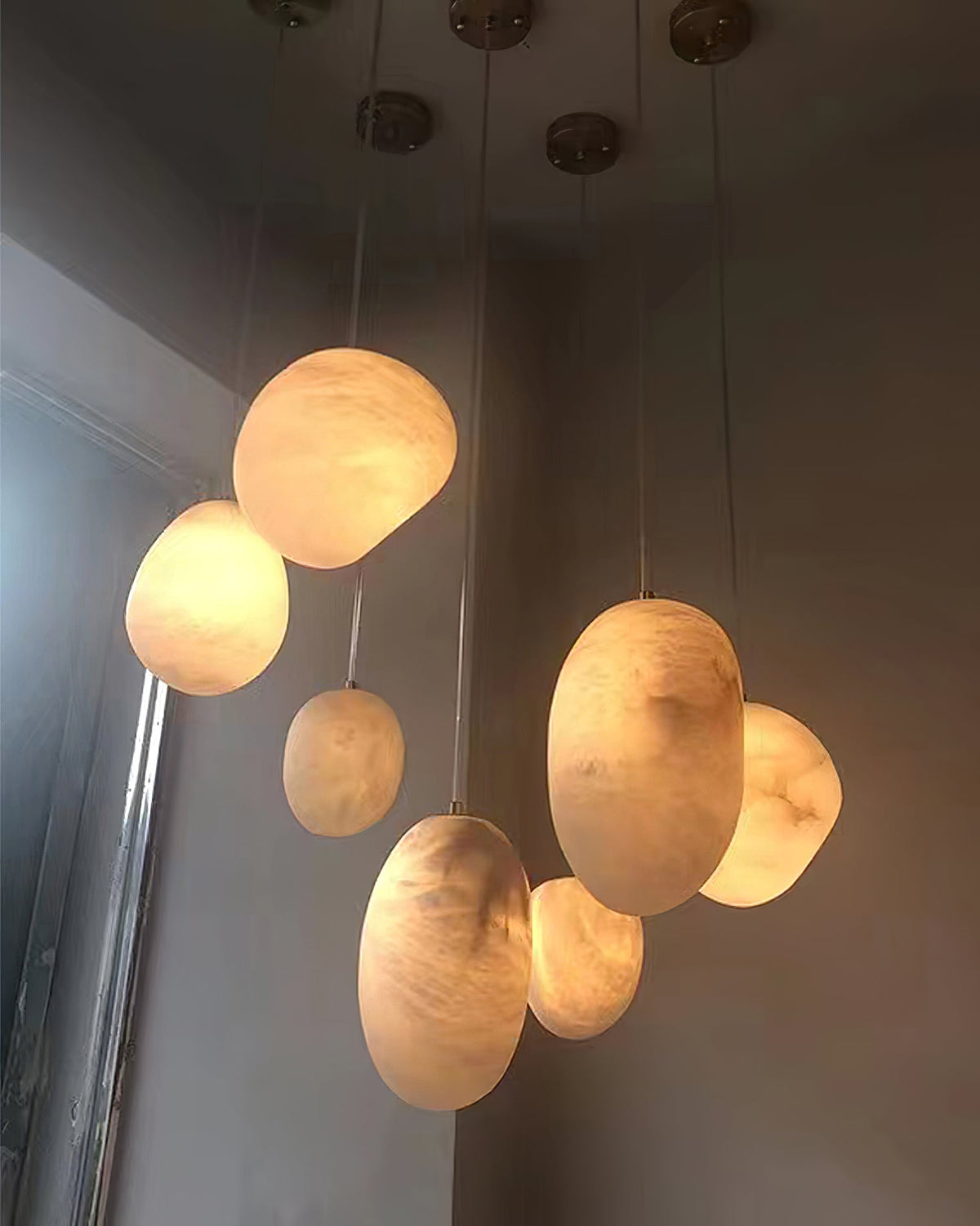 Pelora Alabaster Pebble Pendant Lamp - CasaraHouse