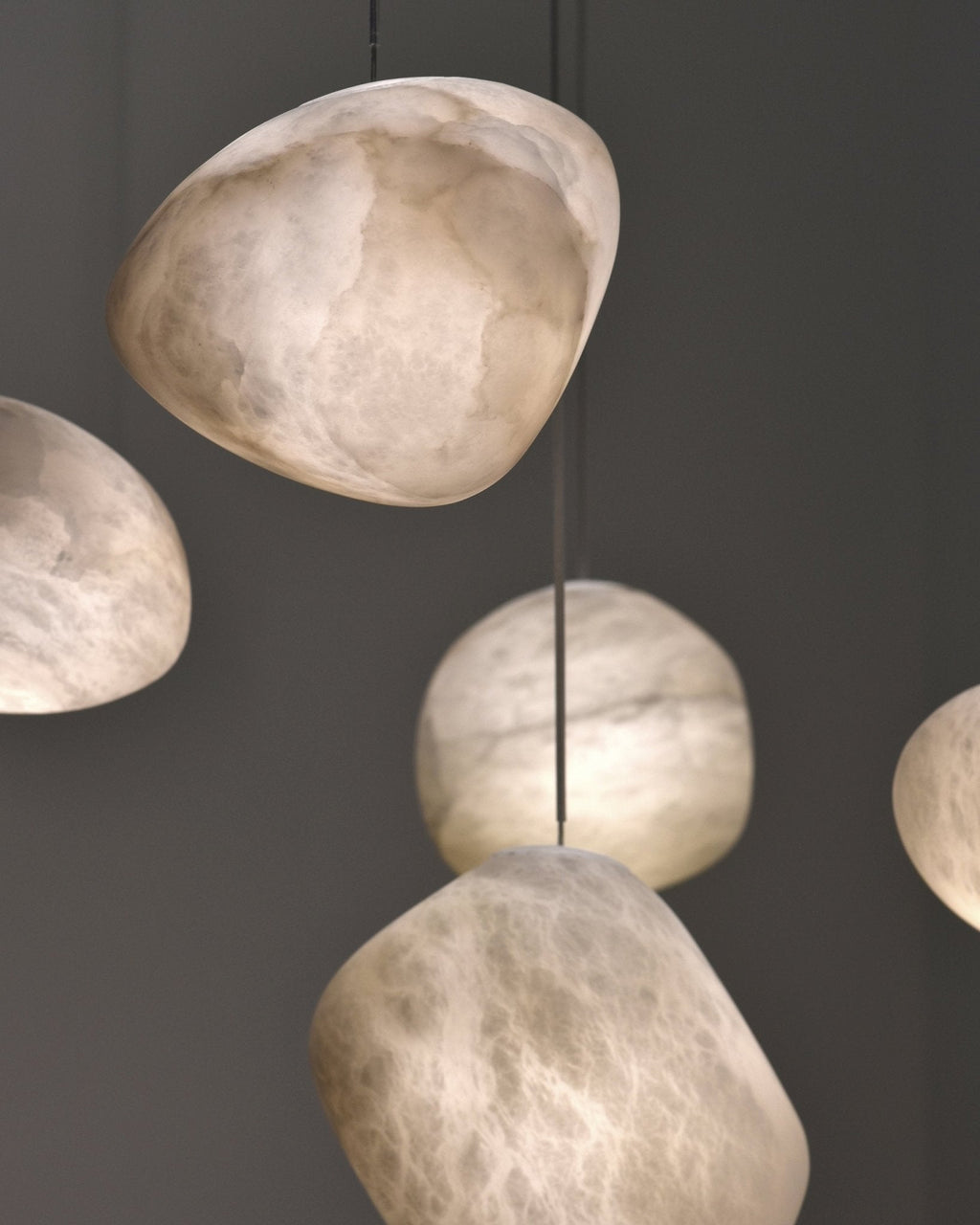 Pelora Alabaster Pebble Pendant Lamp - CasaraHouse
