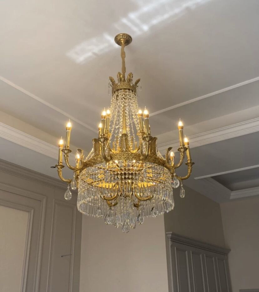 Stunning Oversized Luxury Golden Metal Candle Crystal Tassel Chandelier  For High-ceiling Staircase/Entryway/Living/Meeting Room
