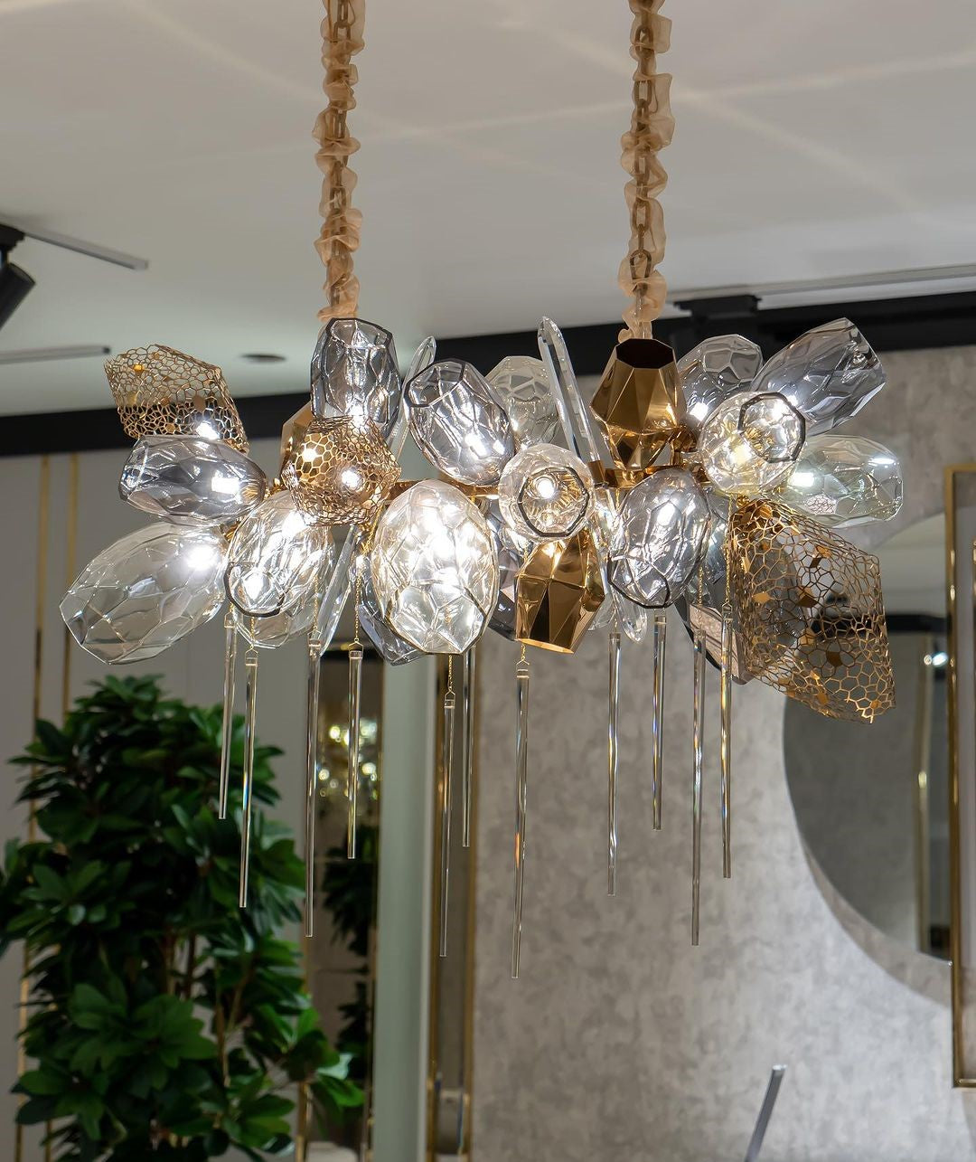Glass Chandelier Italian Light Luxury Light Fixture for Dining Room/Living Room