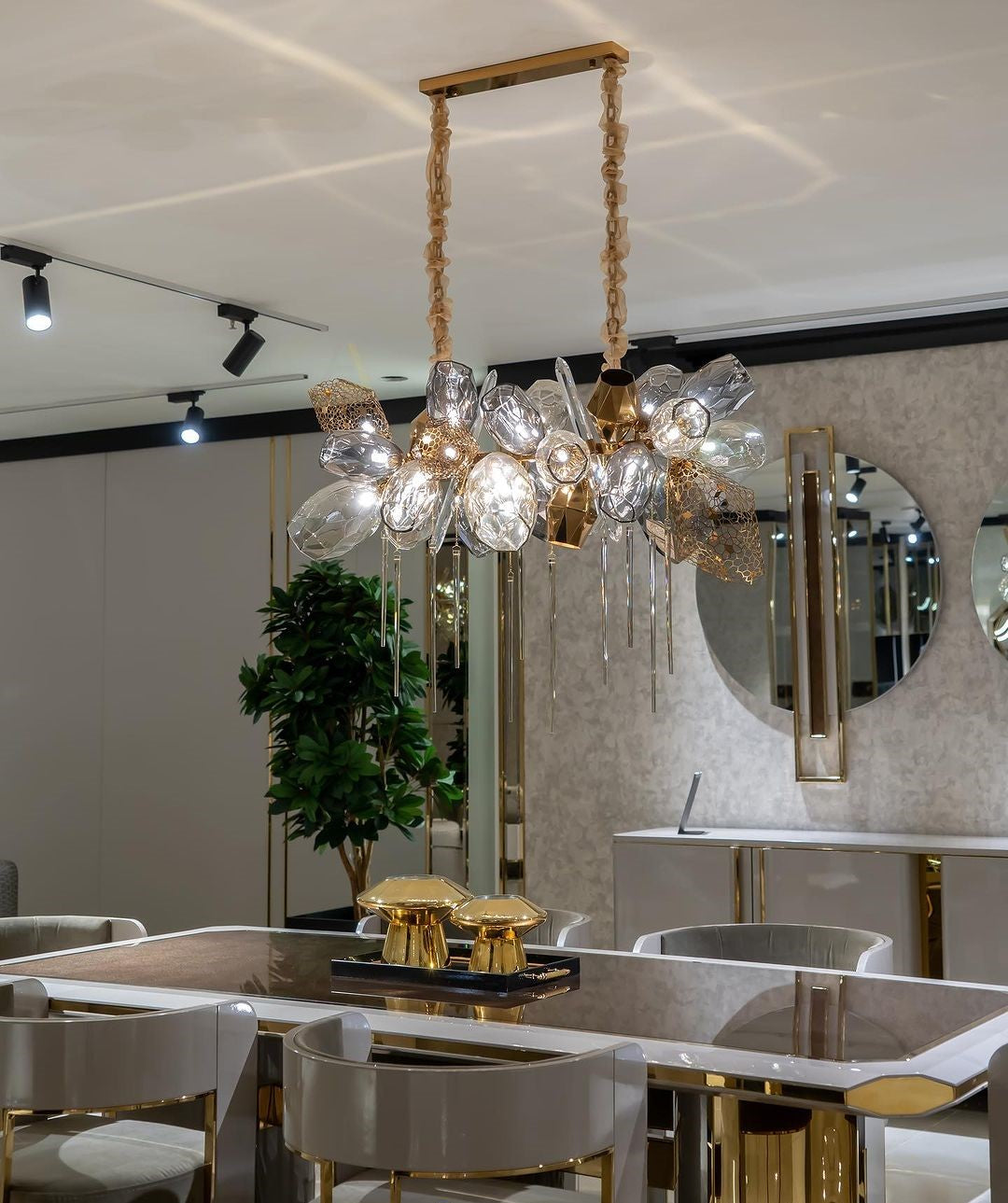Glass Chandelier Italian Light Luxury Light Fixture for Dining Room/Living Room