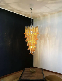 Murano Glass Chandelier – 83 petals – Caramel