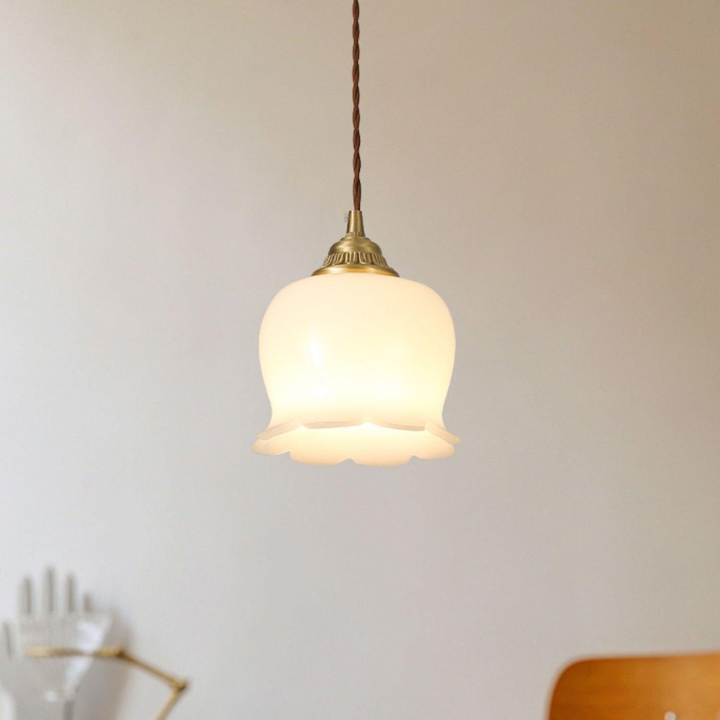 Valyn Floral Silhouette Pendant Lamp - CasaraHouse