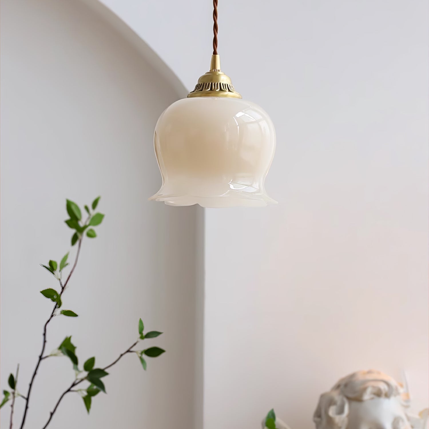 Valyn Floral Silhouette Pendant Lamp - CasaraHouse