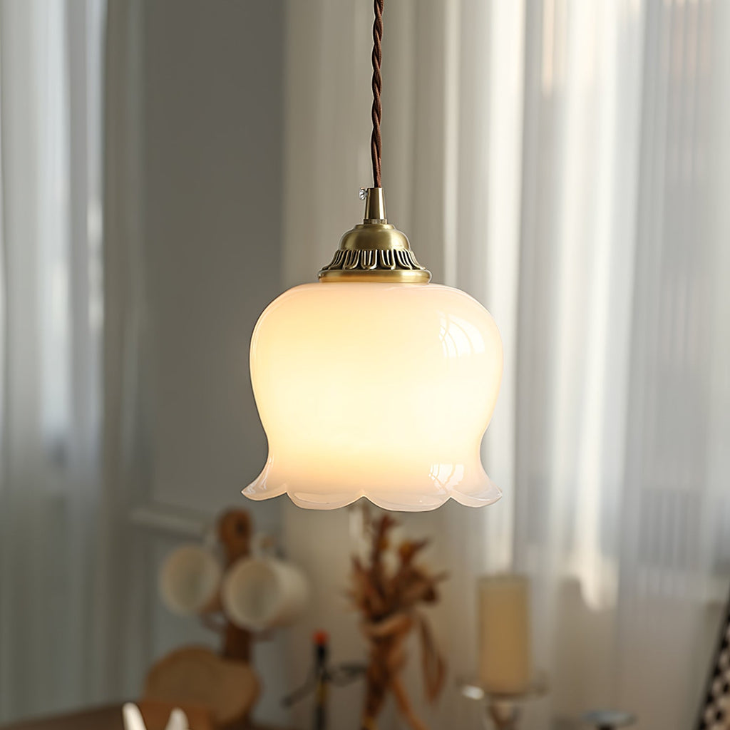 Valyn Floral Silhouette Pendant Lamp - CasaraHouse