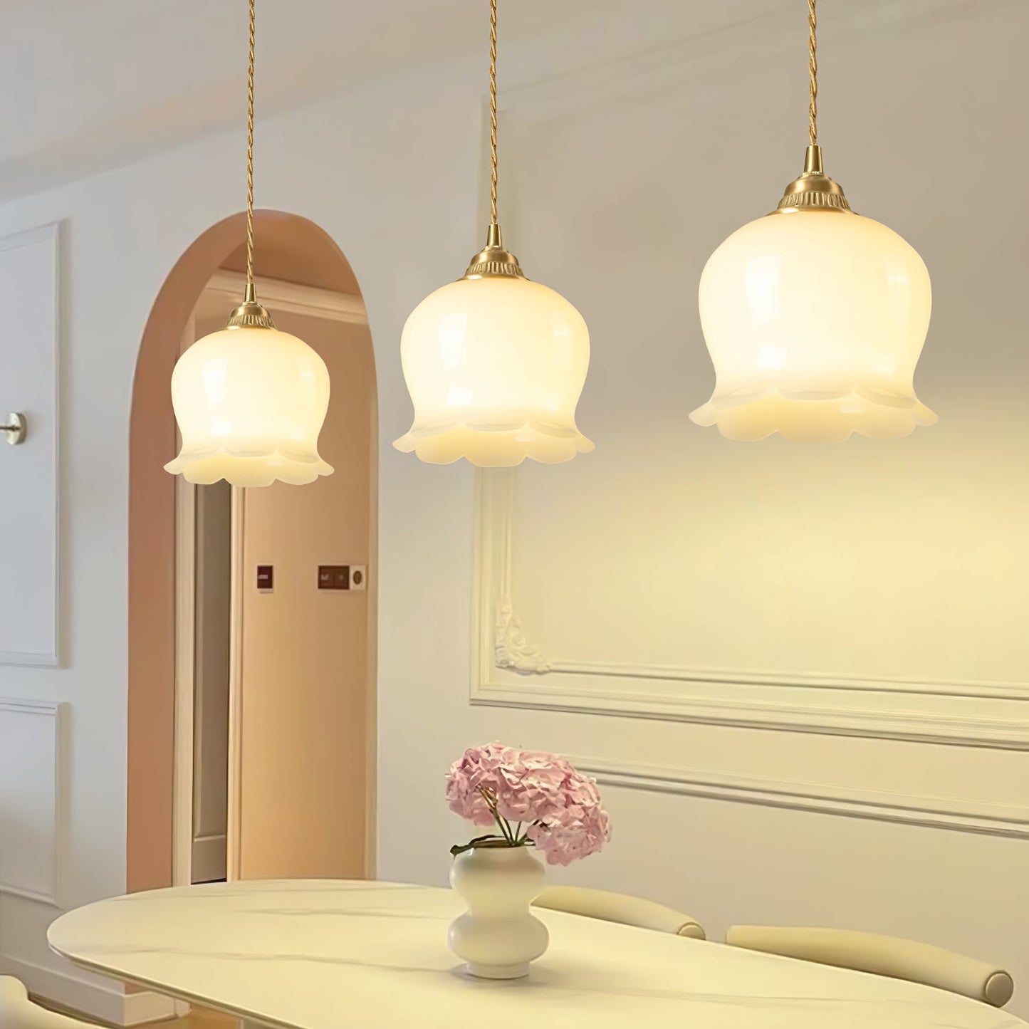 Valyn Floral Silhouette Pendant Lamp - CasaraHouse