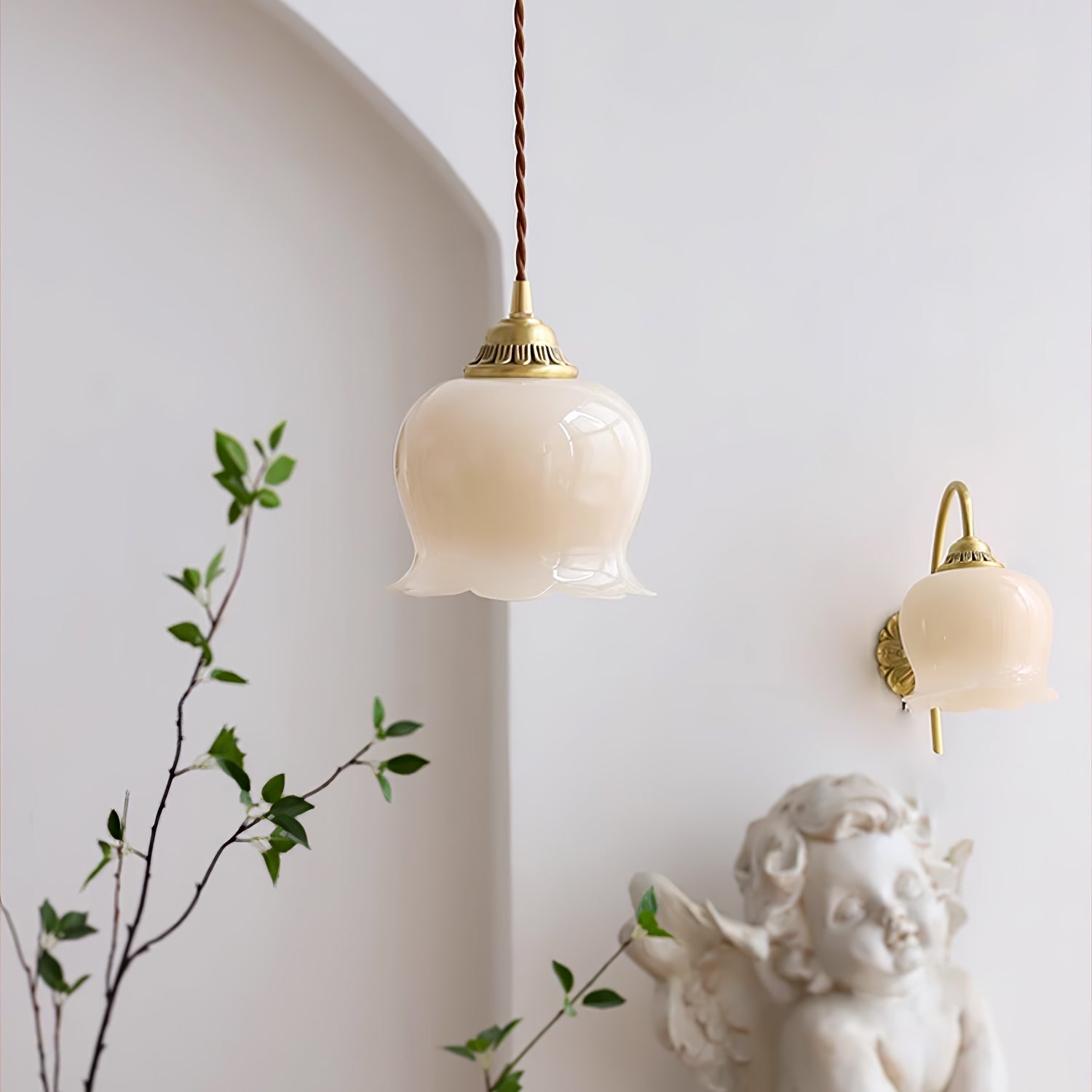 Valyn Floral Silhouette Pendant Lamp - CasaraHouse