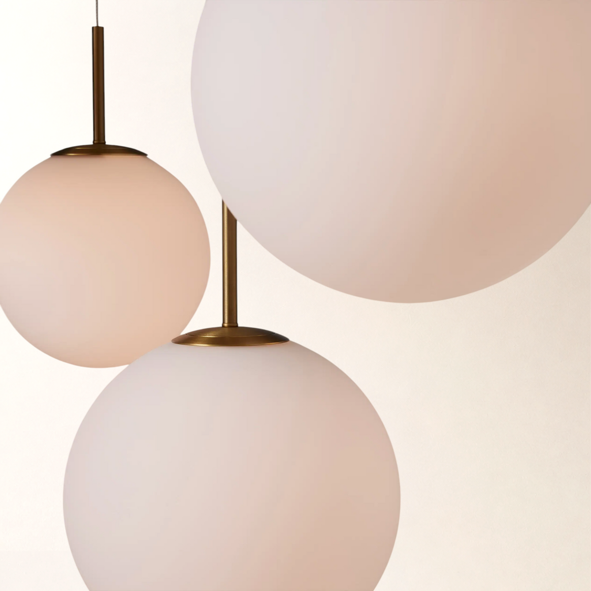 Casen Glass Round Chandelier 20"28"34"43"